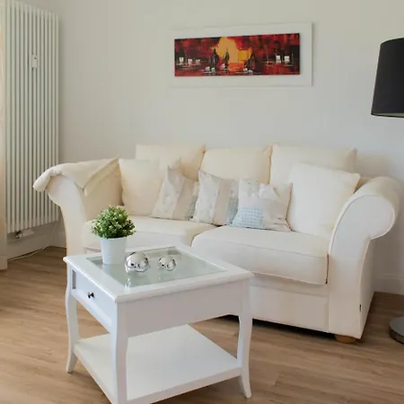 Apartment Boje 3 *